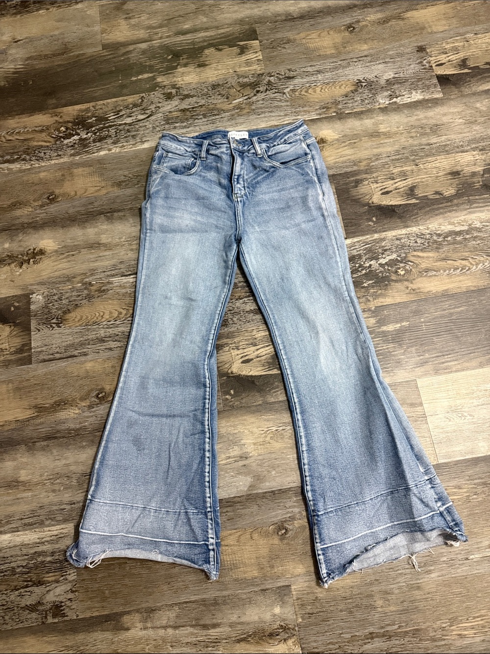 Women’s Light Wash Flare Jeans